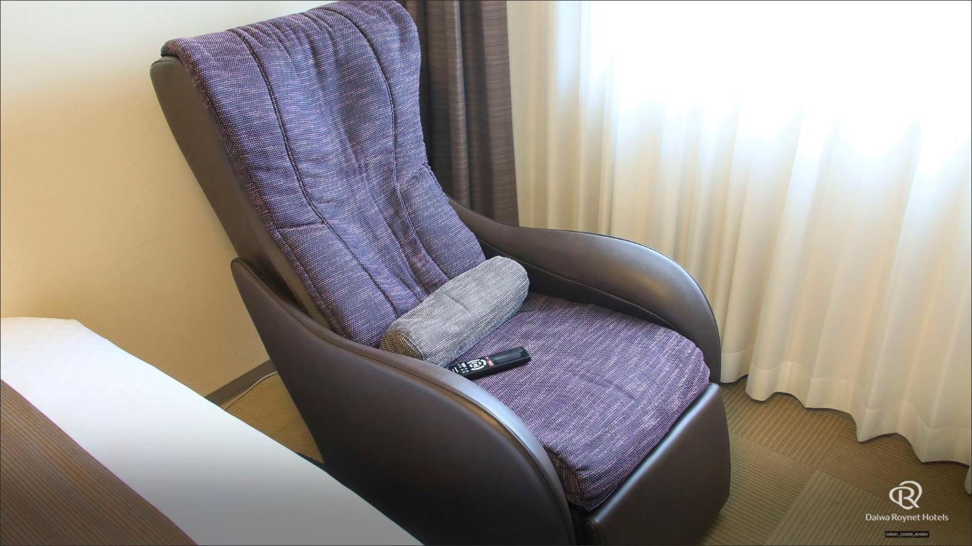 Daiwa Roynet Hotel Kanazawa Eki Nishiguchi Quarto foto