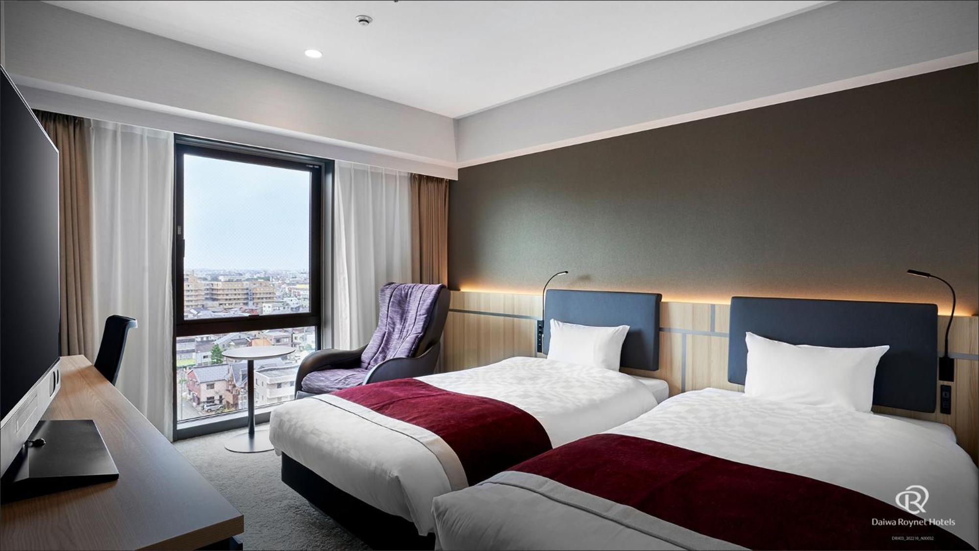 Daiwa Roynet Hotel Kanazawa Eki Nishiguchi Quarto foto